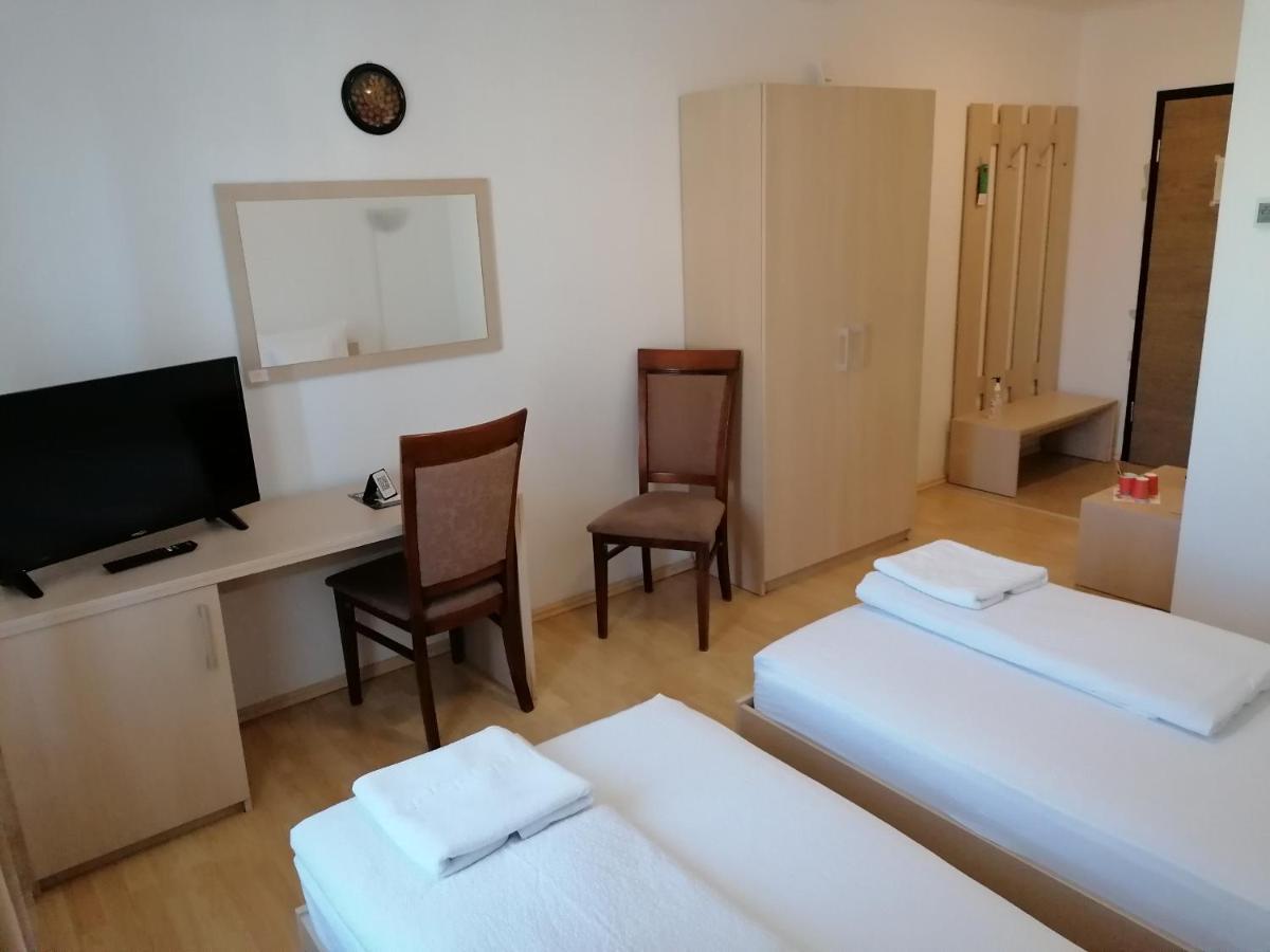 Casa La Fayette Hotel ทิมิชัวรา ภายนอก รูปภาพ