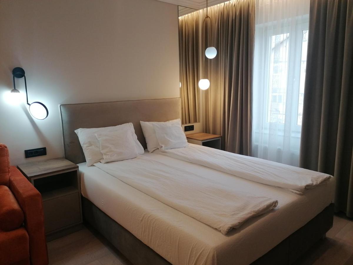 Casa La Fayette Hotel ทิมิชัวรา ภายนอก รูปภาพ